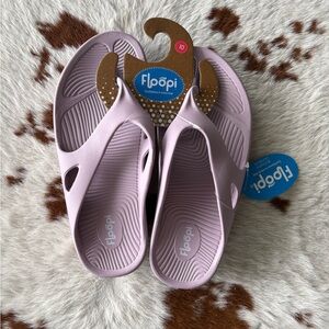 Floopi Lavender Slide Sandals